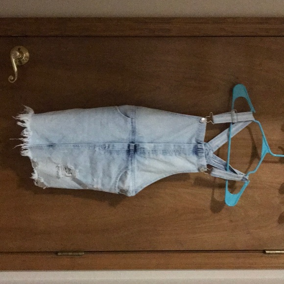 Forever 21 Other - Distressed light wash ripped jean overalls